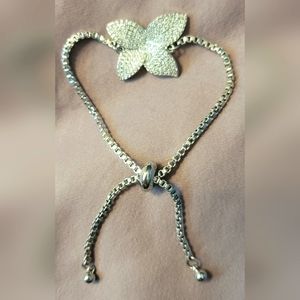 Melania Clara NWT Silver Orchid Bracelet